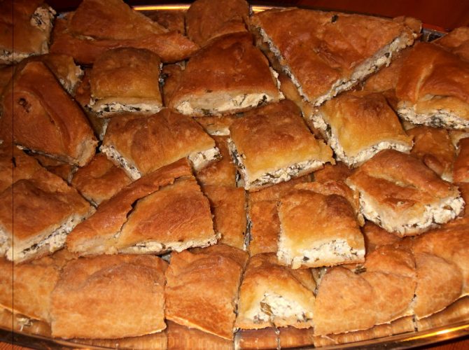 ΚΡΕΜΜΥΔΟΠΙΤΑ ΜΥΚΟΝΟΥ