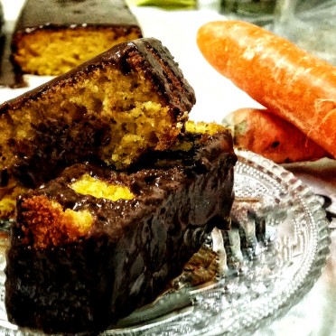 carrot cake with chocolate