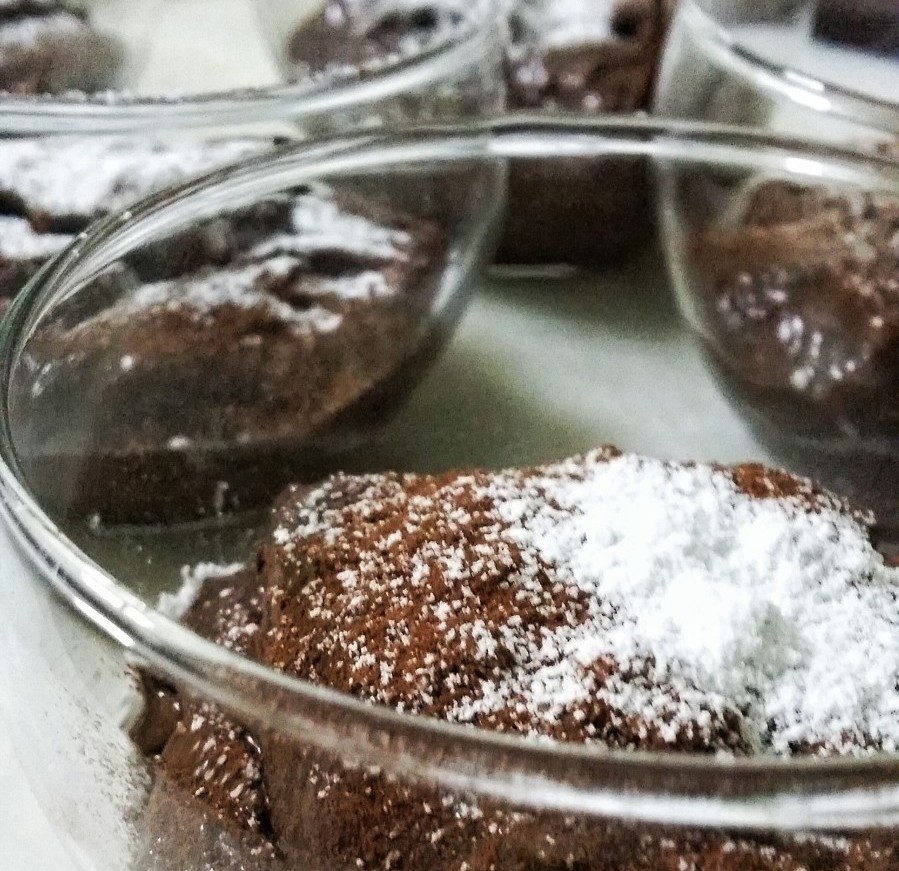 ΜΟΥΣ ΣΟΚΟΛΑΤΑΣ ΜΕ ΜΠΑΝΑΝΑ ΚΑΙ ΜΠΙΣΚΟΤΟ