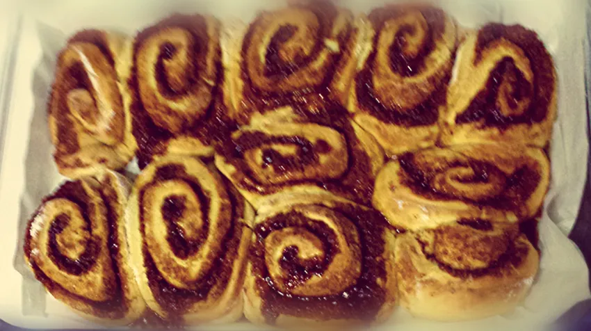 ΡΟΛΑΚΙΑ ΚΑΝΕΛΑΣ – CINNAMON ROLLS-